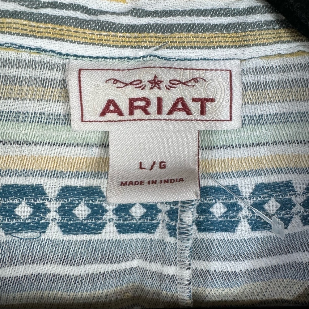 Ariat Western Aztec Saddle Pattern Button Down Lo… - image 5
